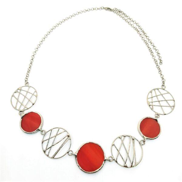 Collana in vetro rosso striato